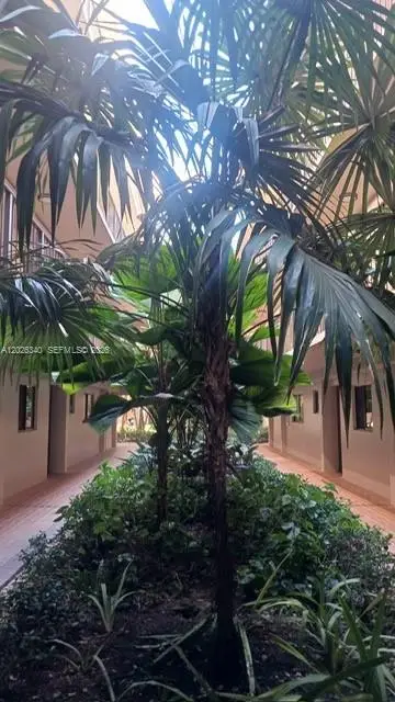 8650 SW 133rd Ave Rd #208, Miami, FL 33183 - #1
