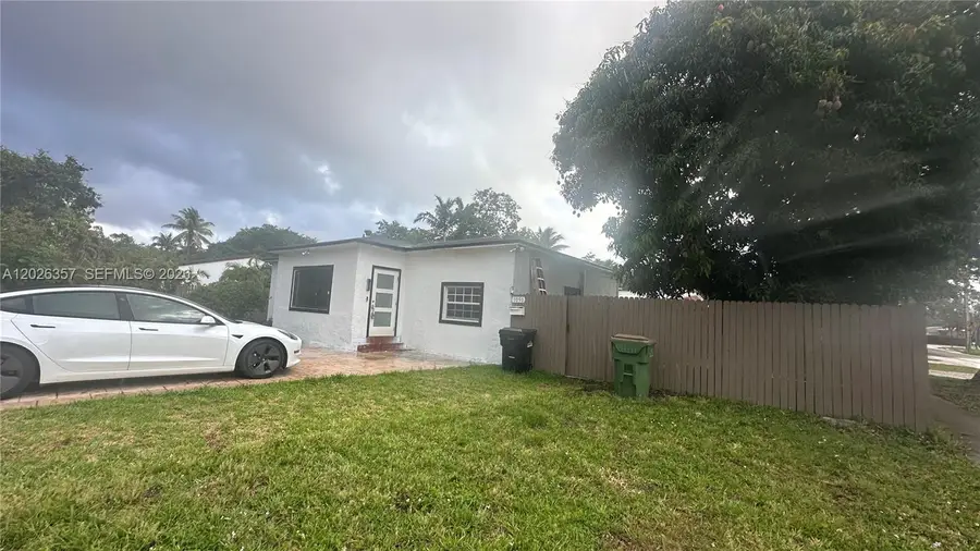 1090 NW 134th St, North Miami, FL 33168 - #2