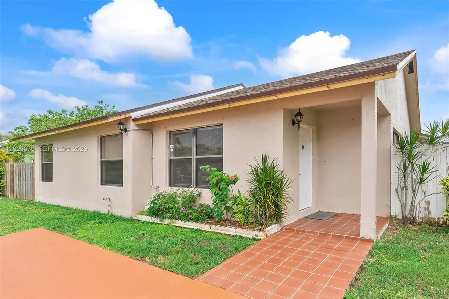 16110 SW 300th St, Homestead, FL 33033 - #2