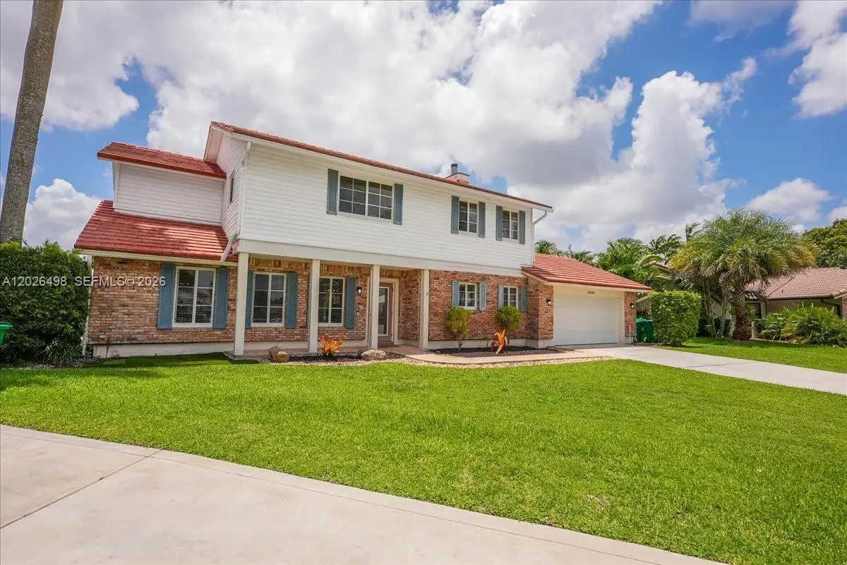 5680 Thornbluff Ave, Davie, FL 33331 - #1