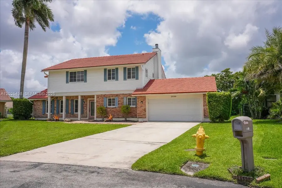 5680 Thornbluff Ave, Davie, FL 33331 - #2