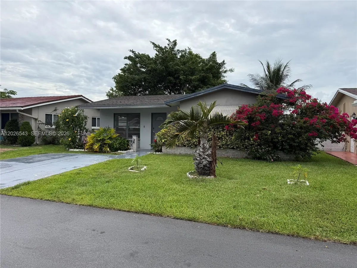 7311 NW 57th Dr, Tamarac, FL 33321 - #1