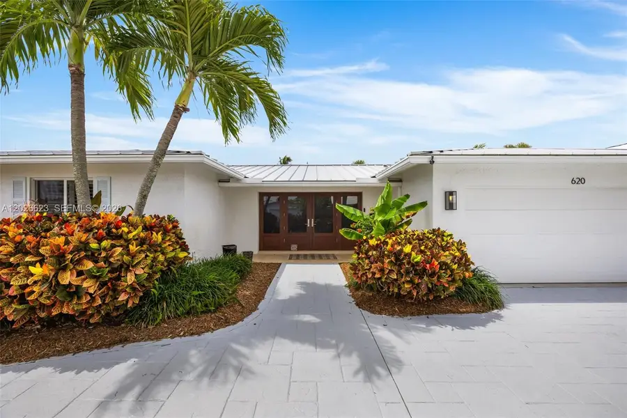 620 SE 11th St, Pompano Beach, FL 33060 - #2