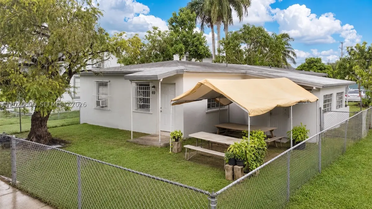 69 NW 5th St, Homestead, FL 33030 - #1