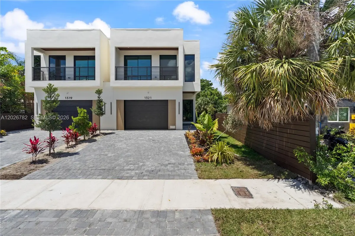 1319 NE 13th Ave, Fort Lauderdale, FL 33304 - #1