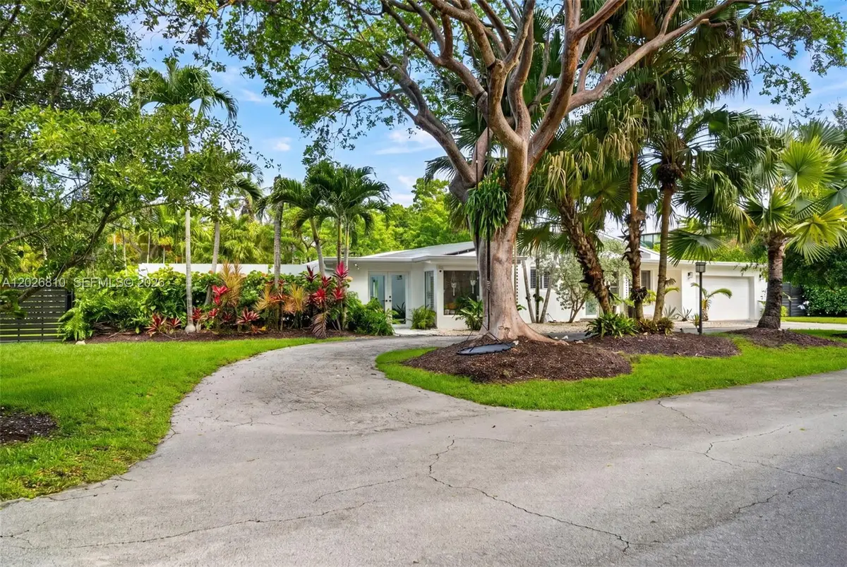 12420 SW 69th Ave, Pinecrest, FL 33156 - #1