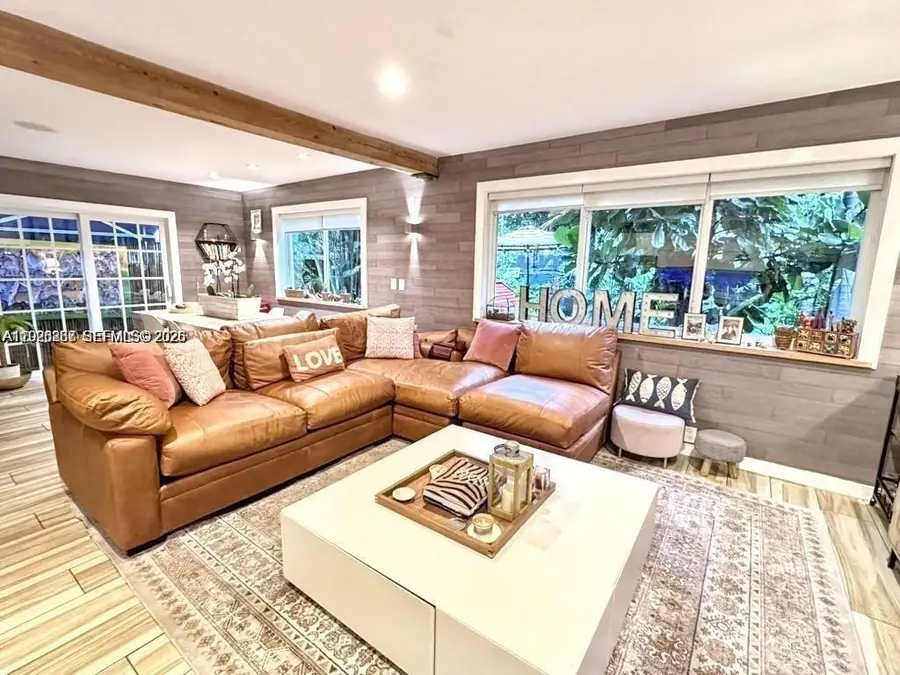 1115 Meridian Ave #Townhouse, Miami Beach, FL 33139 - #3