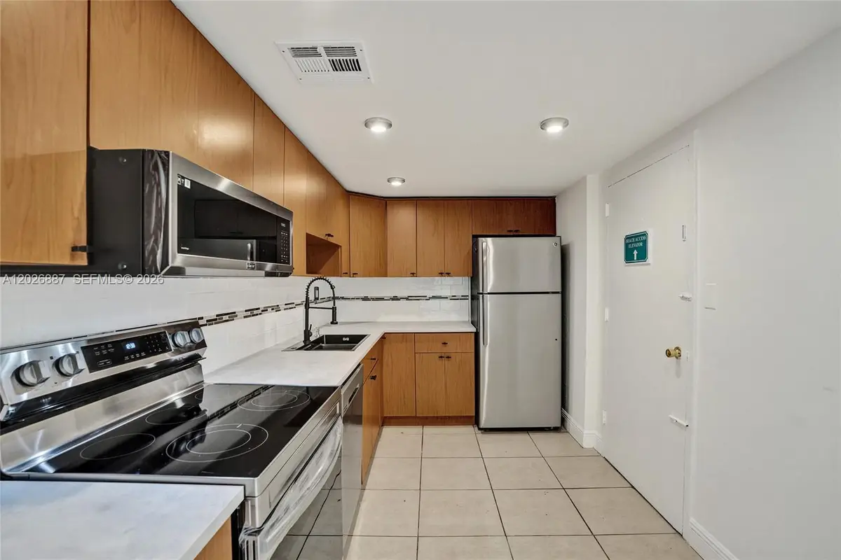 1800 Sans Souci Blvd #435, North Miami, FL 33181 - #1