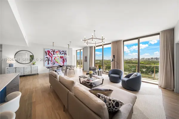 2678 Tigertail Ave #1702, Miami, FL 33133