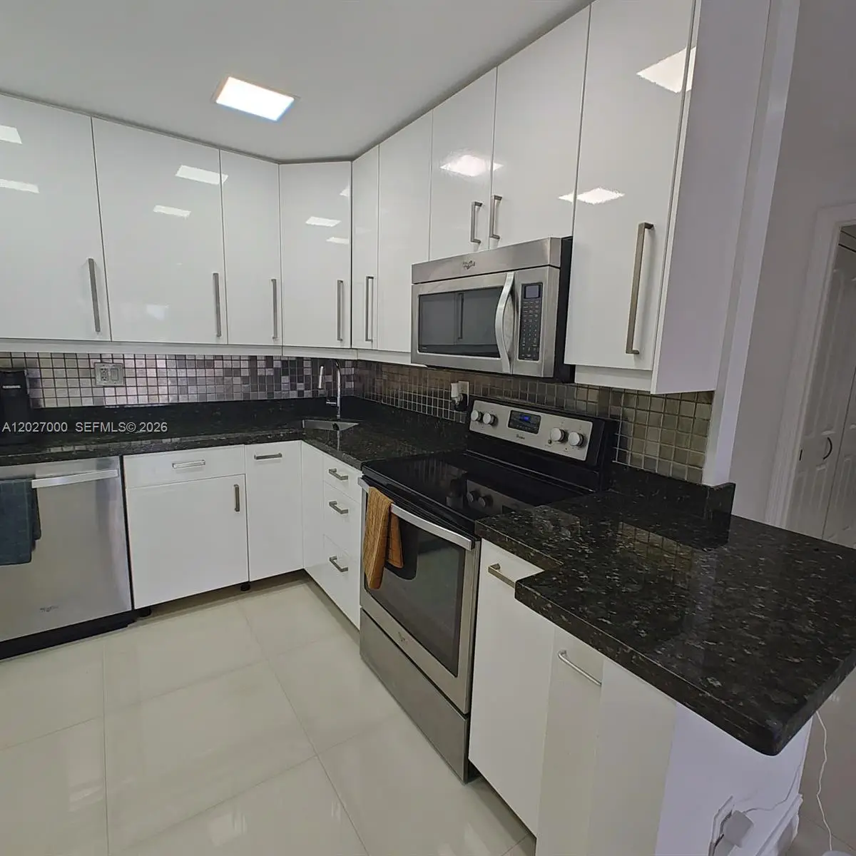 2750 NE 183rd St #301, Aventura, FL 33160 - #1
