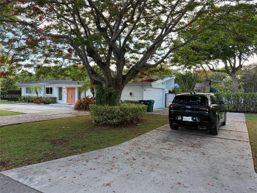 12800 SW 82nd Ct, Pinecrest, FL 33156 - #2