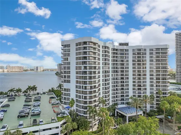 3600 Mystic Pointe Dr #812, Aventura, FL 33180