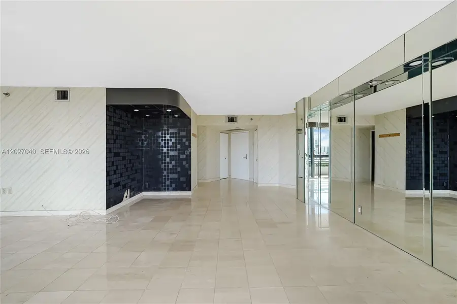 3600 Mystic Pointe Dr #812, Aventura, FL 33180 - #3