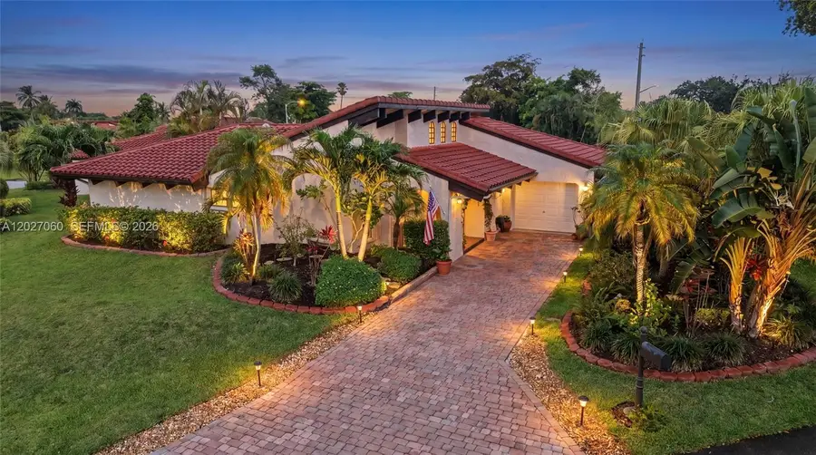 8189 Pine Cir #49, Tamarac, FL 33321 - #2