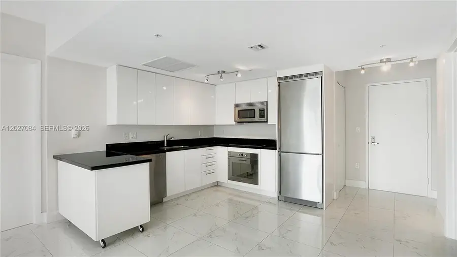 92 SW 3rd St #1803, Miami, FL 33130 - #3