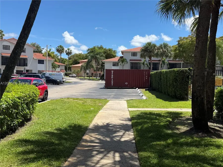 9716 Hammocks Blvd #101, Miami, FL 33196 - #2