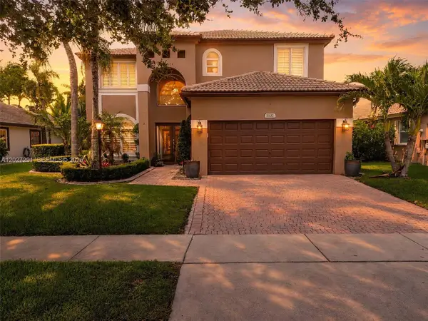 1532 NW 133rd Ave, Pembroke Pines, FL 33028