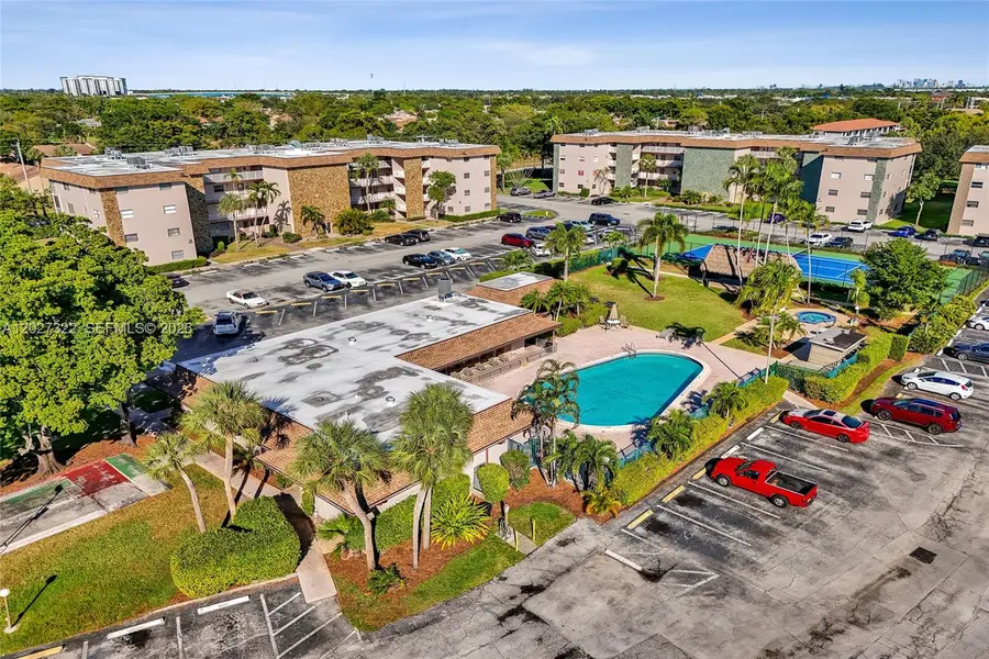 2481 SW 82nd Ave #205, Davie, FL 33324 - #3