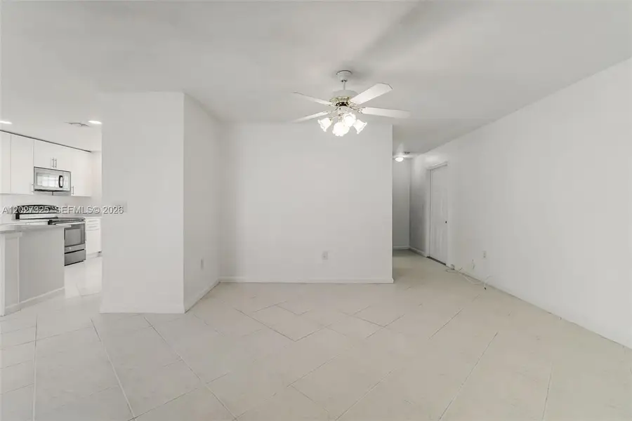 6188 Azalea Cir, West Palm Beach, FL 33415 - #3