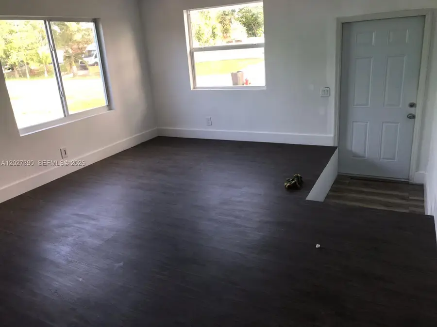 3327 Sapphire Rd, Lake Worth, FL 33462 - #2