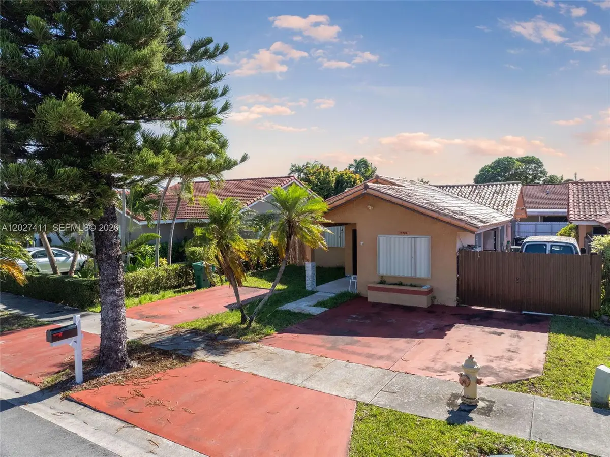 10724 SW 145th Ave, Miami, FL 33186 - #1