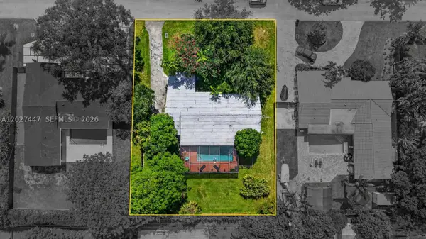 13830 SW 79th Ct, Palmetto Bay, FL 33158