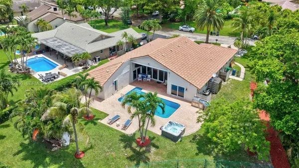 1860 NW 107th Ter, Coral Springs, FL 33071