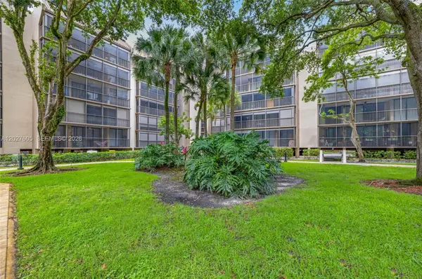 2814 N 46th Ave #H475, Hollywood, FL 33021