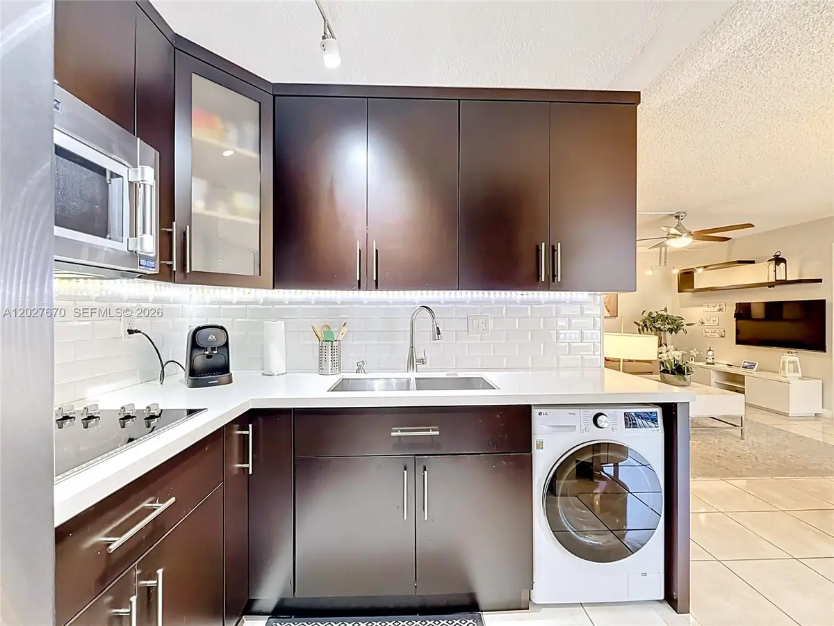 9350 Fontainebleau Blvd #101, Miami, FL 33172 - #1