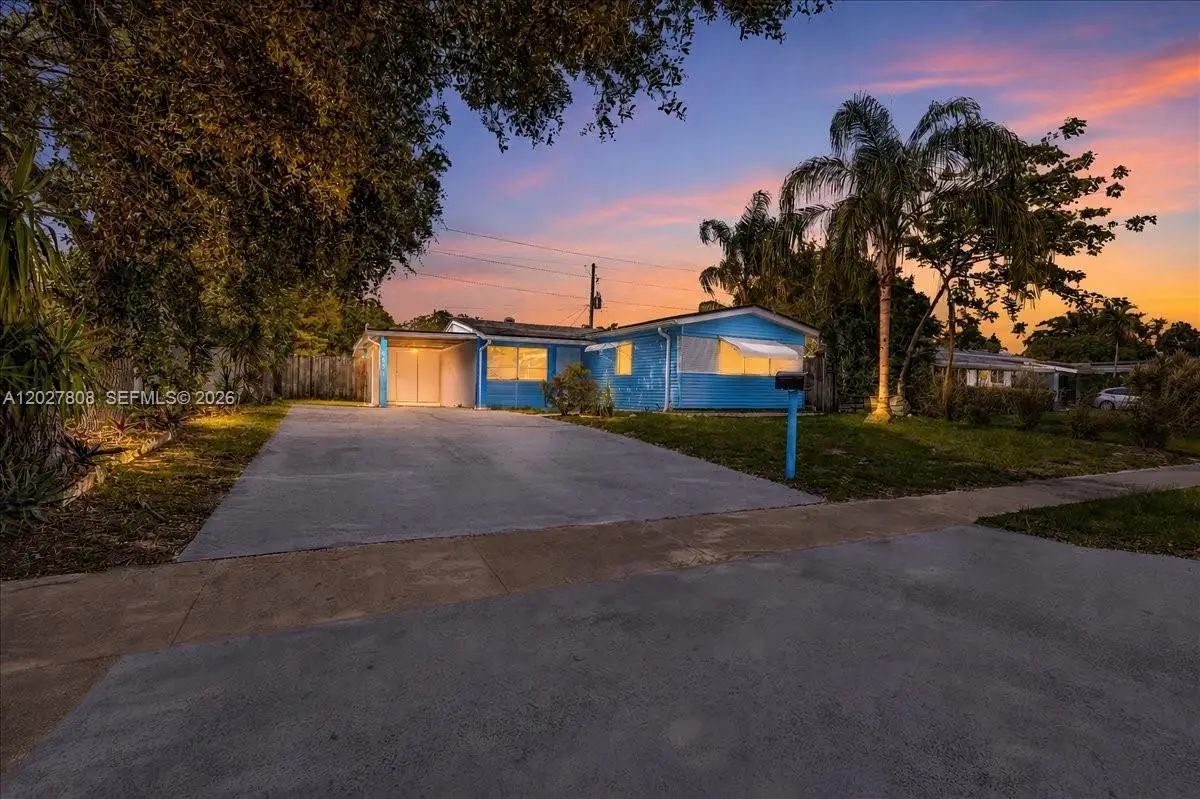 6531 Sherman St, Hollywood, FL 33024 - #1