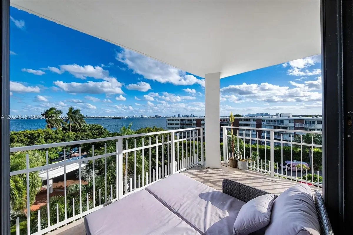 4000 Towerside Ter #604, Miami, FL 33138 - #1
