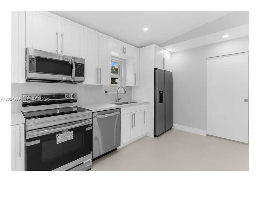1265 SW 142nd Ave, Miami, FL 33184 - #2