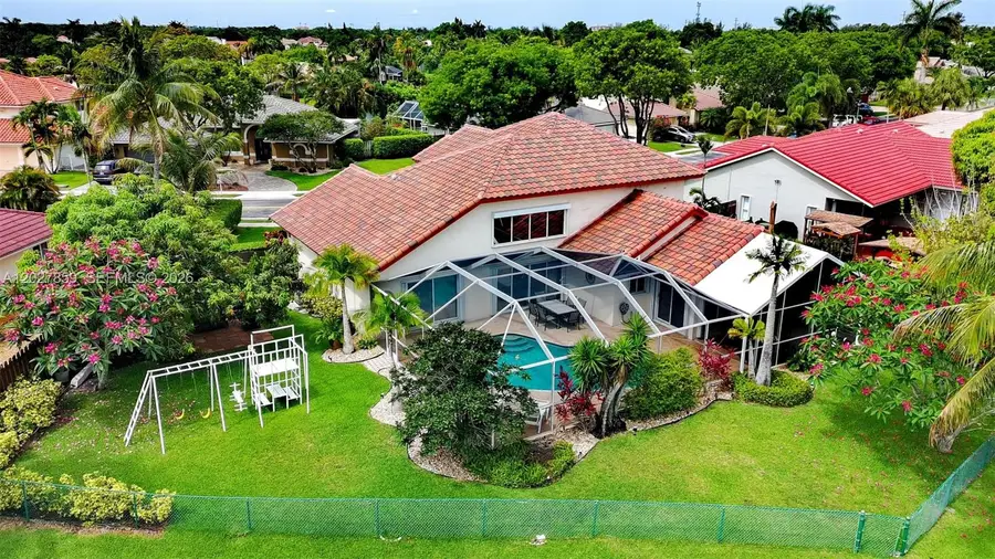 10237 SW 12th St, Pembroke Pines, FL 33025 - #3