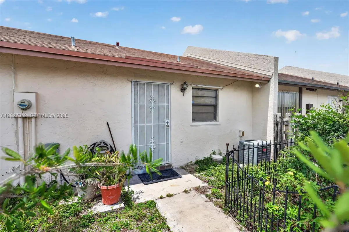 1427 Towhee St, Homestead, FL 33035 - #1
