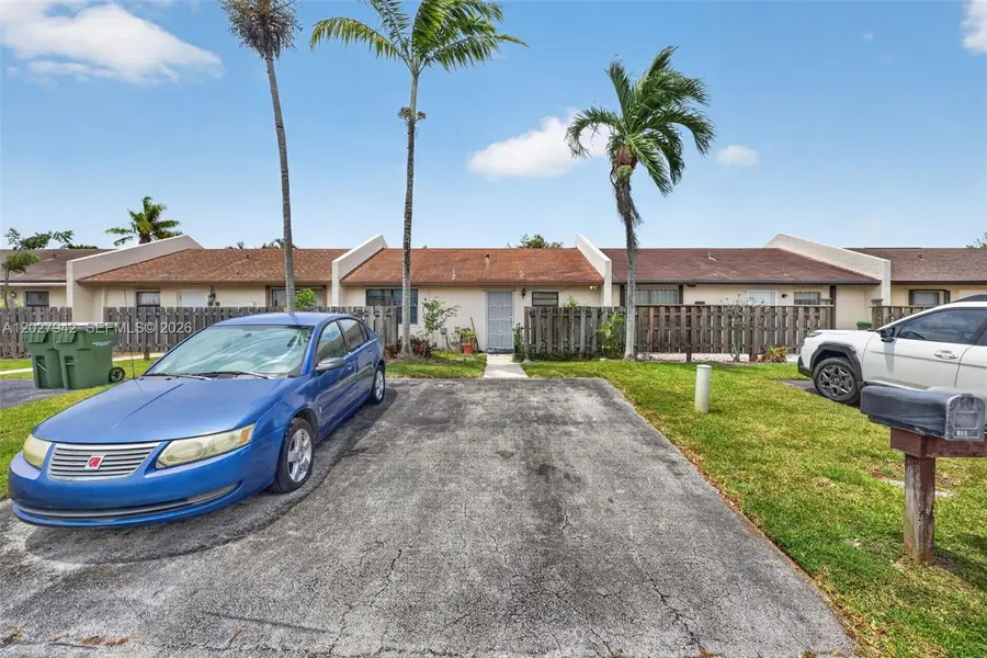 1427 Towhee St, Homestead, FL 33035 - #2