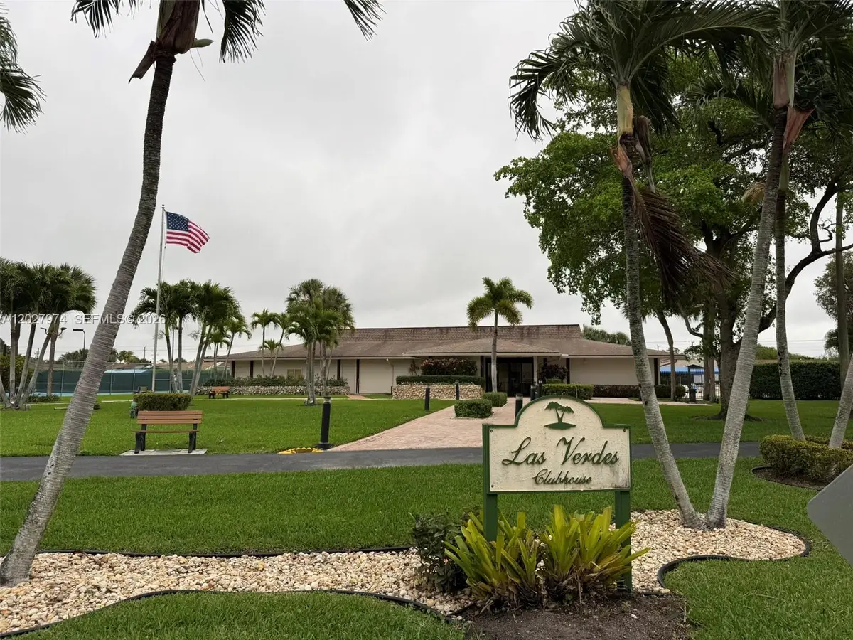 5220 Las Verdes Cir #114, Delray Beach, FL 33484 - #1