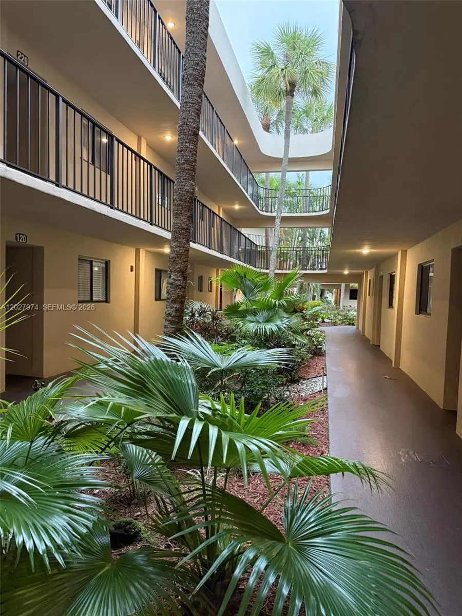 5220 Las Verdes Cir #114, Delray Beach, FL 33484 - #2