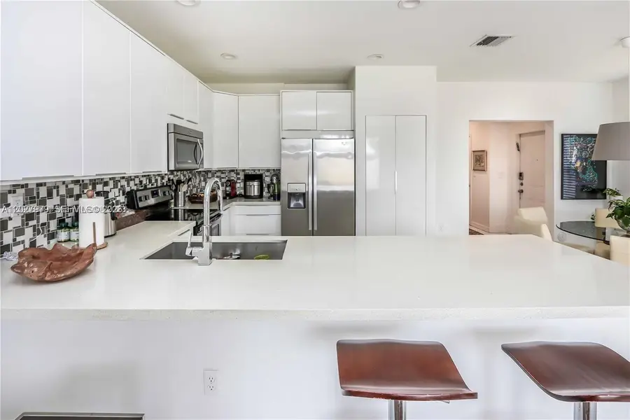 476 NE 194th Ter, Miami, FL 33179 - #3