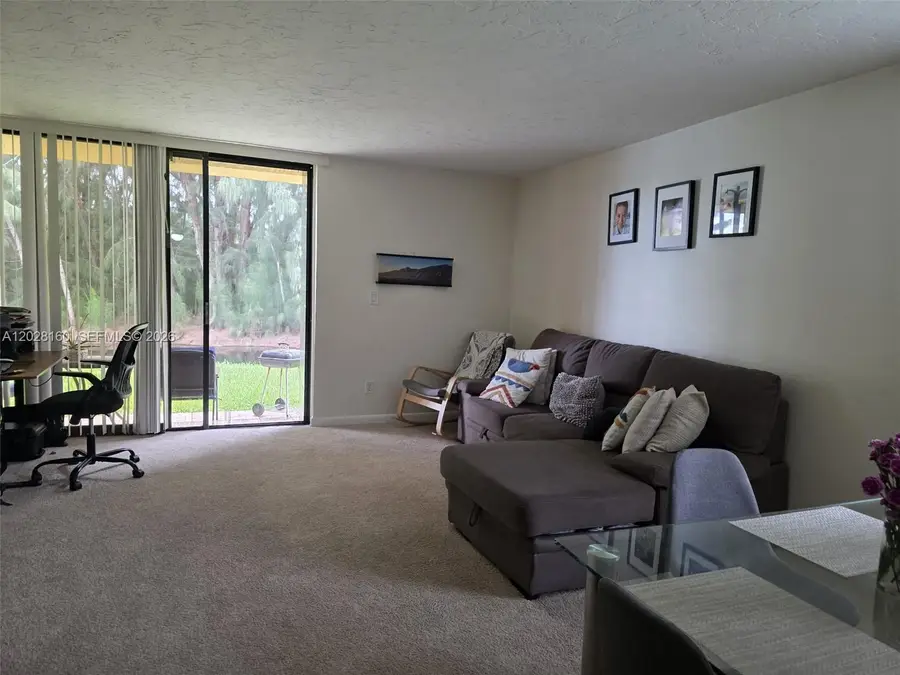 450 Commodore Dr #108, Plantation, FL 33325 - #2