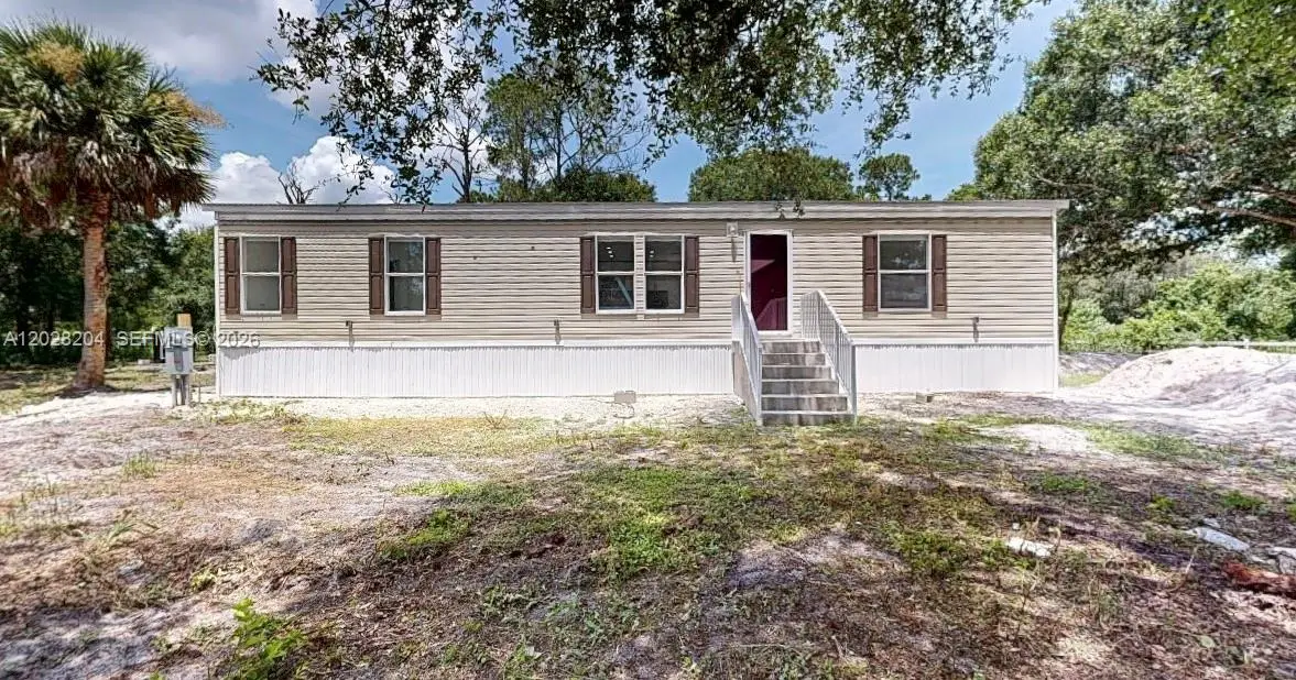 720 N Riverside St, Clewiston, FL 33440 - #1