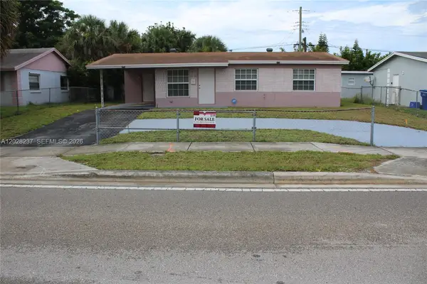 1570 W 13th St, Riviera Beach, FL 33404
