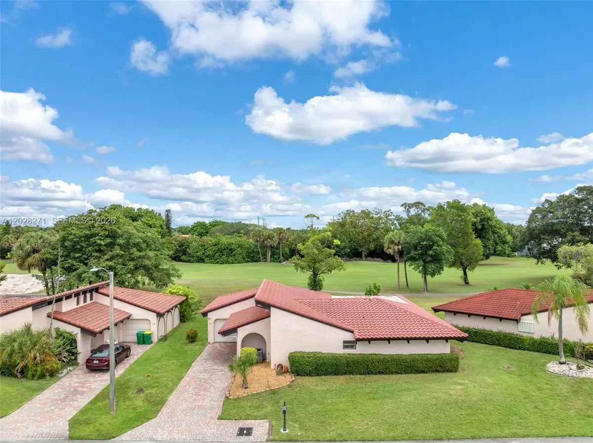 8176 Pine Cir #6, Tamarac, FL 33321 - #1