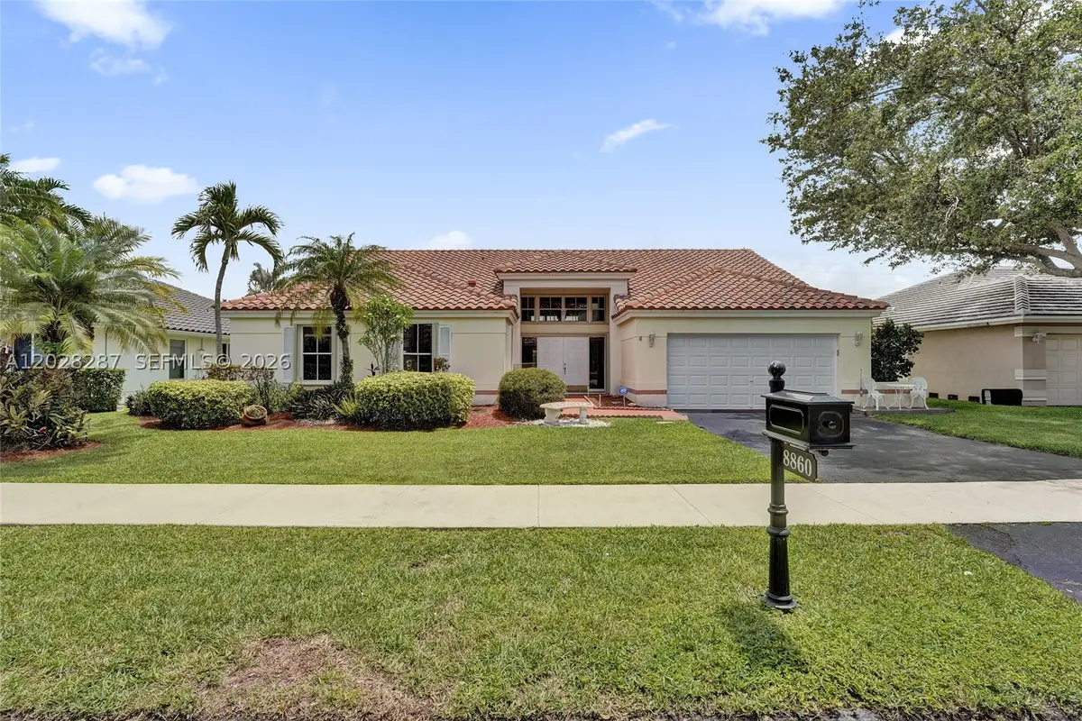 8860 Southern Orchard Rd S, Davie, FL 33328 - #1