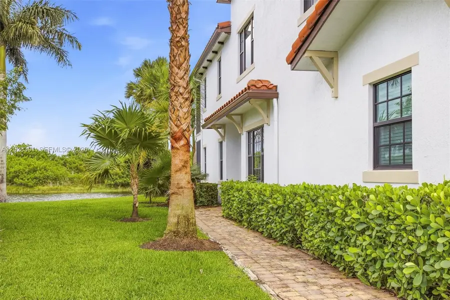 1507 SW 113th Ave, Pembroke Pines, FL 33025 - #3