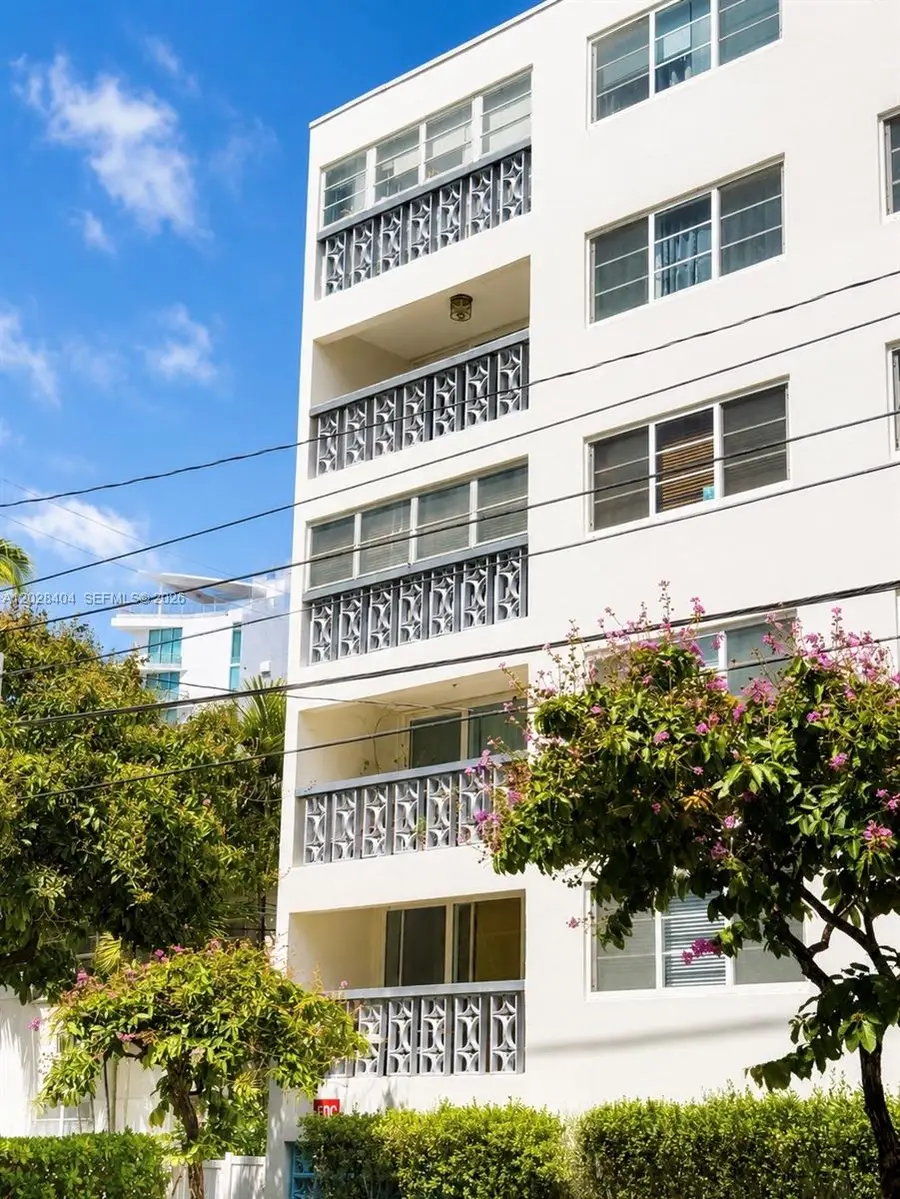 1400 Lincoln Rd #301, Miami Beach, FL 33139 - #2