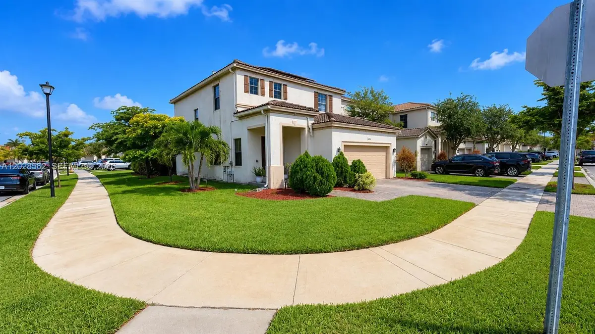 19329 NE 8th Ct, Miami, FL 33179 - #1