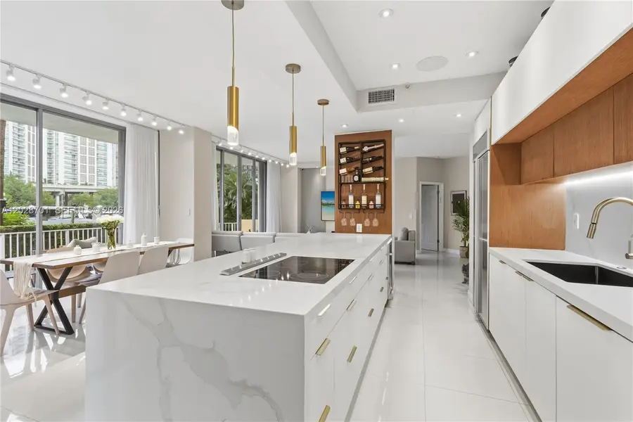 3500 Mystic Pointe Dr #104, Aventura, FL 33180 - #3
