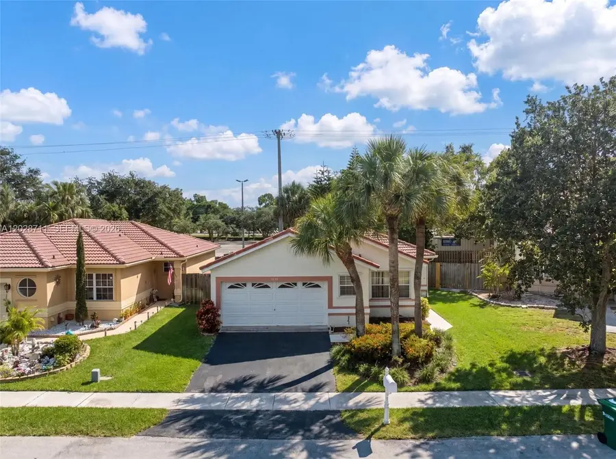 7950 NW 24th St, Margate, FL 33063 - #2