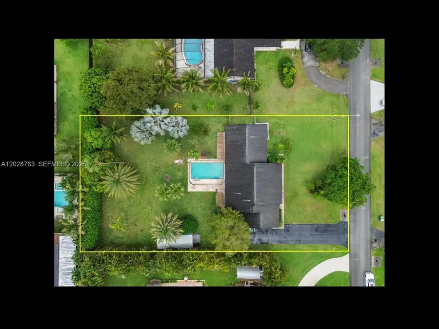 1571 NW 20th St, Homestead, FL 33030 - #2