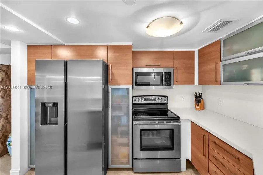 2000 Towerside Ter #908, Miami, FL 33138 - #3